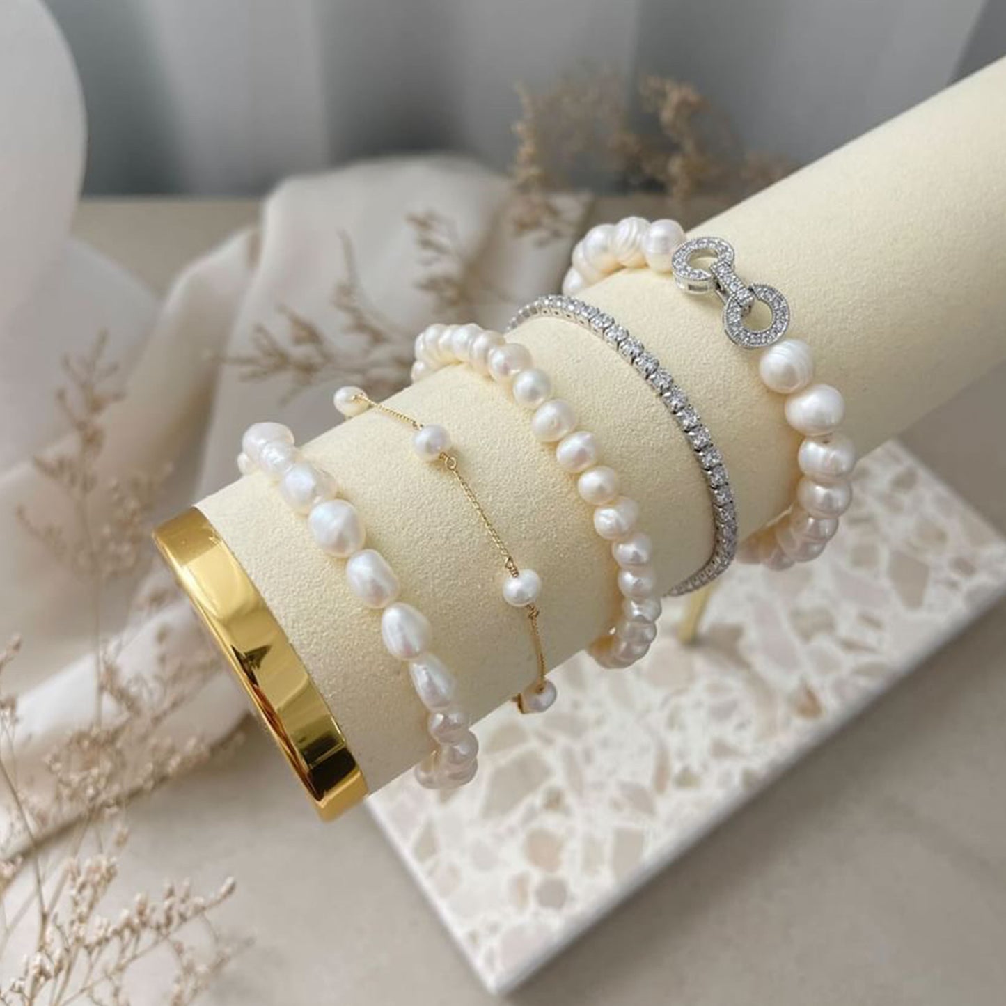 Watch & Jewellery Stand