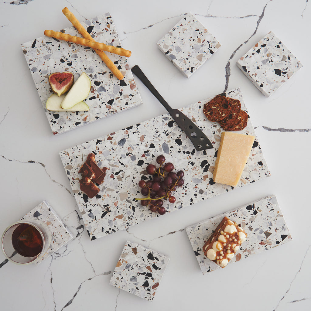 Entertaining Set in Autunno –  featuring a large platter, medium platter, small platter, and coasters, designed for minimal styling and refined serving.